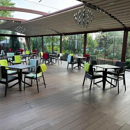 Hotel Palacyk Konin Екстер'єр фото